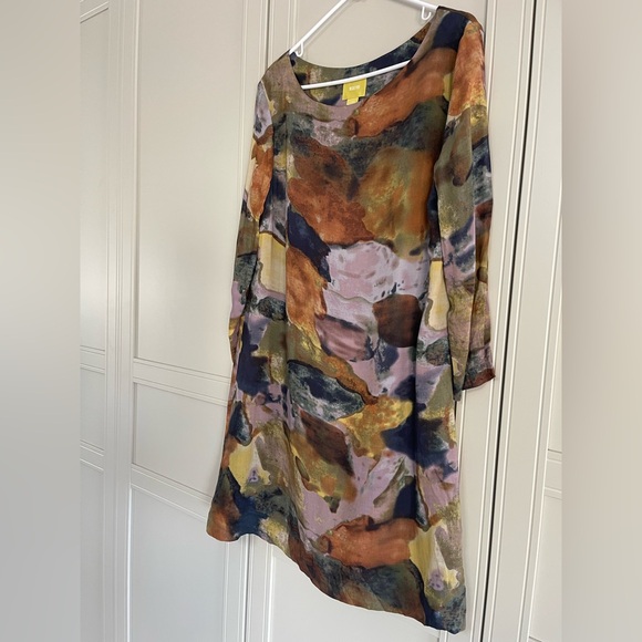 Multicolor Abstract Print Dress - Picture 6 of 9